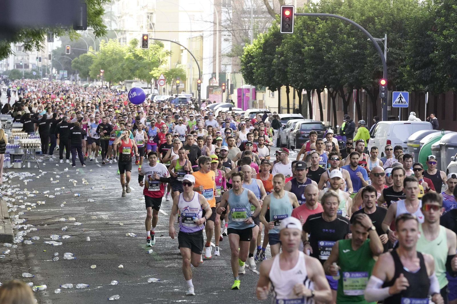 el Zurich Maratón de Sevilla 2026 por Lopez de Gomara, galería 1