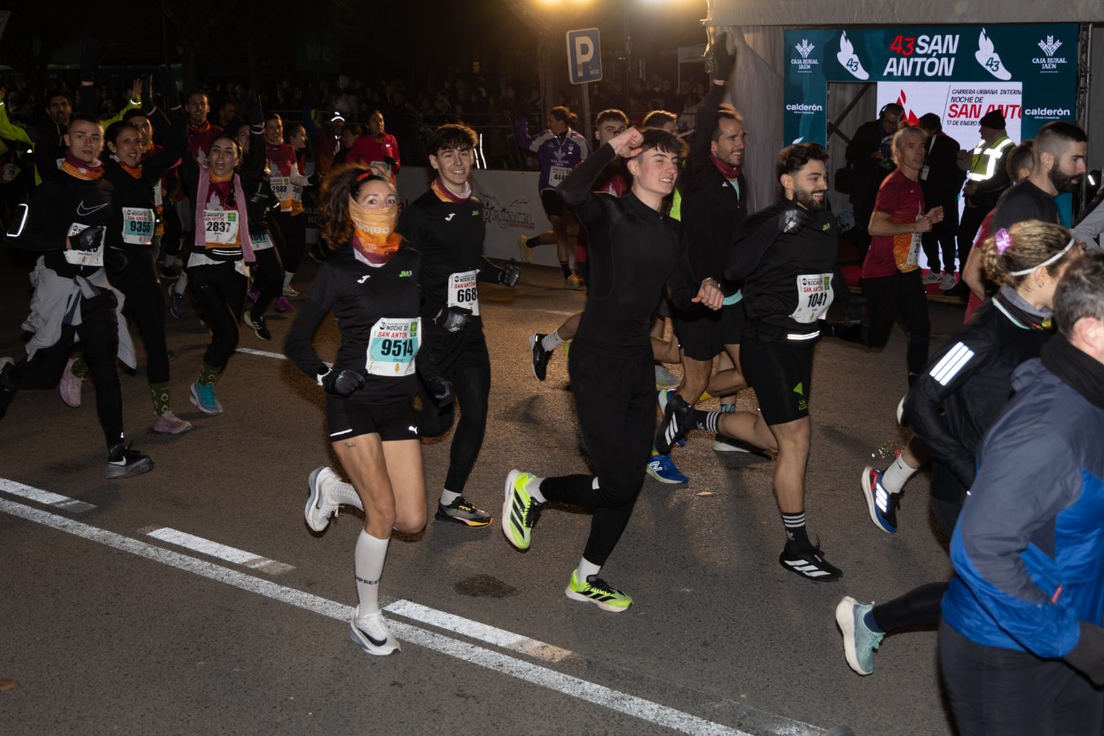 Encuéntrate en la salida de la Carrera de San Antón 2026, en imágenes (3)