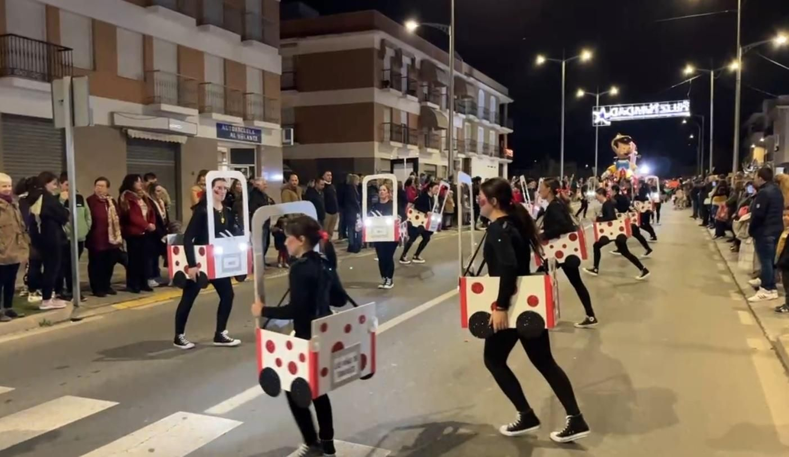 Momento de la cabalgata en Berja.