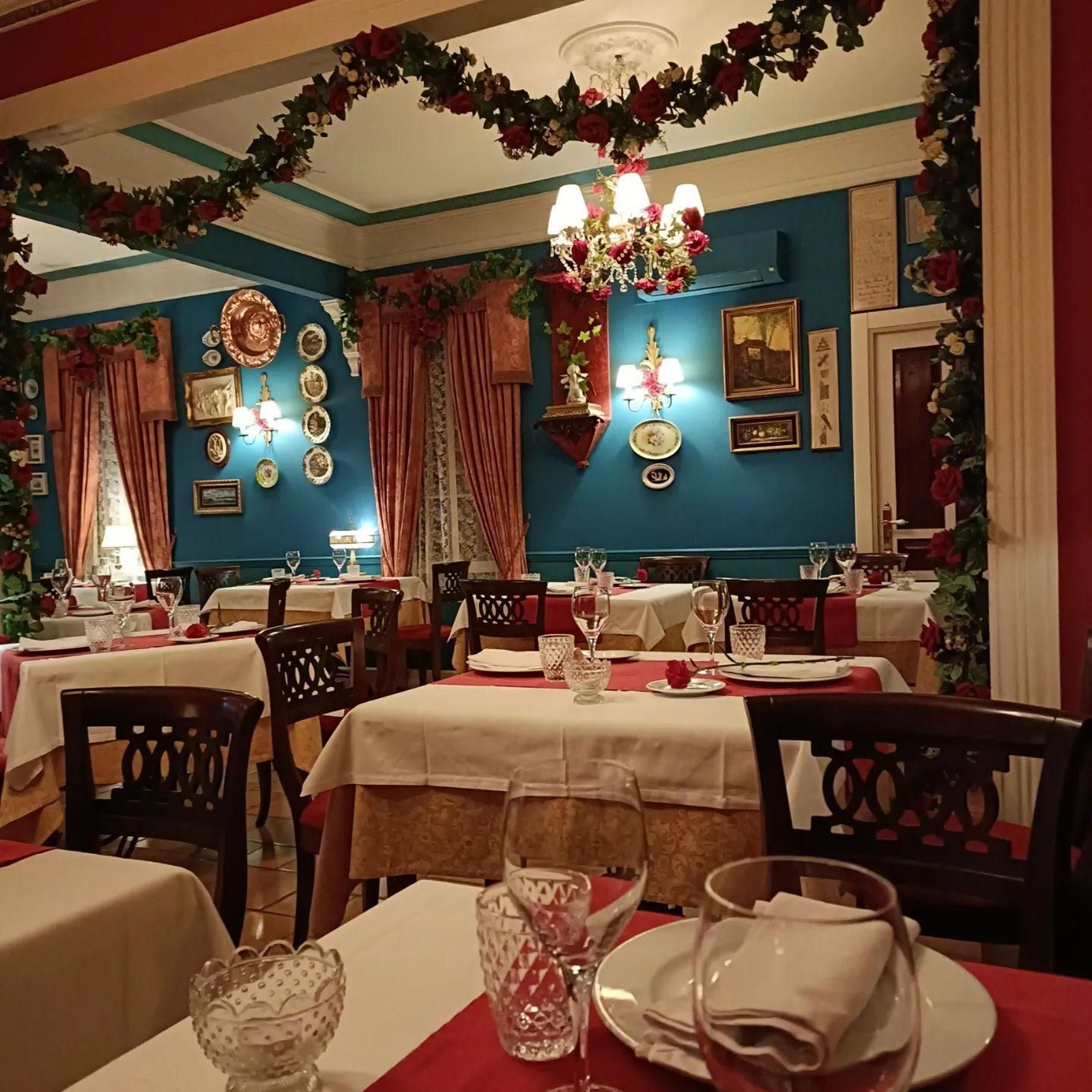 El interior de Las Golondrinas. El interior de Las Golondrinas.