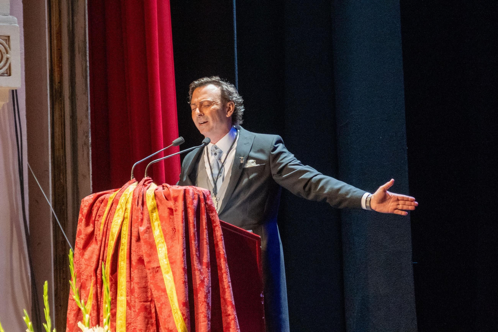 Imágenes del Pregón de la Semana Santa de Huelva 2025, a cargo de Fernando Romero