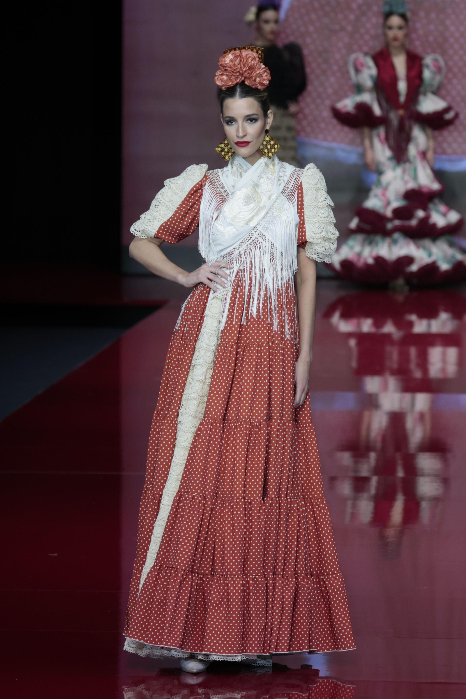 El desfile de Hermanas Serrano en SIMOF 2022, todas las fotos