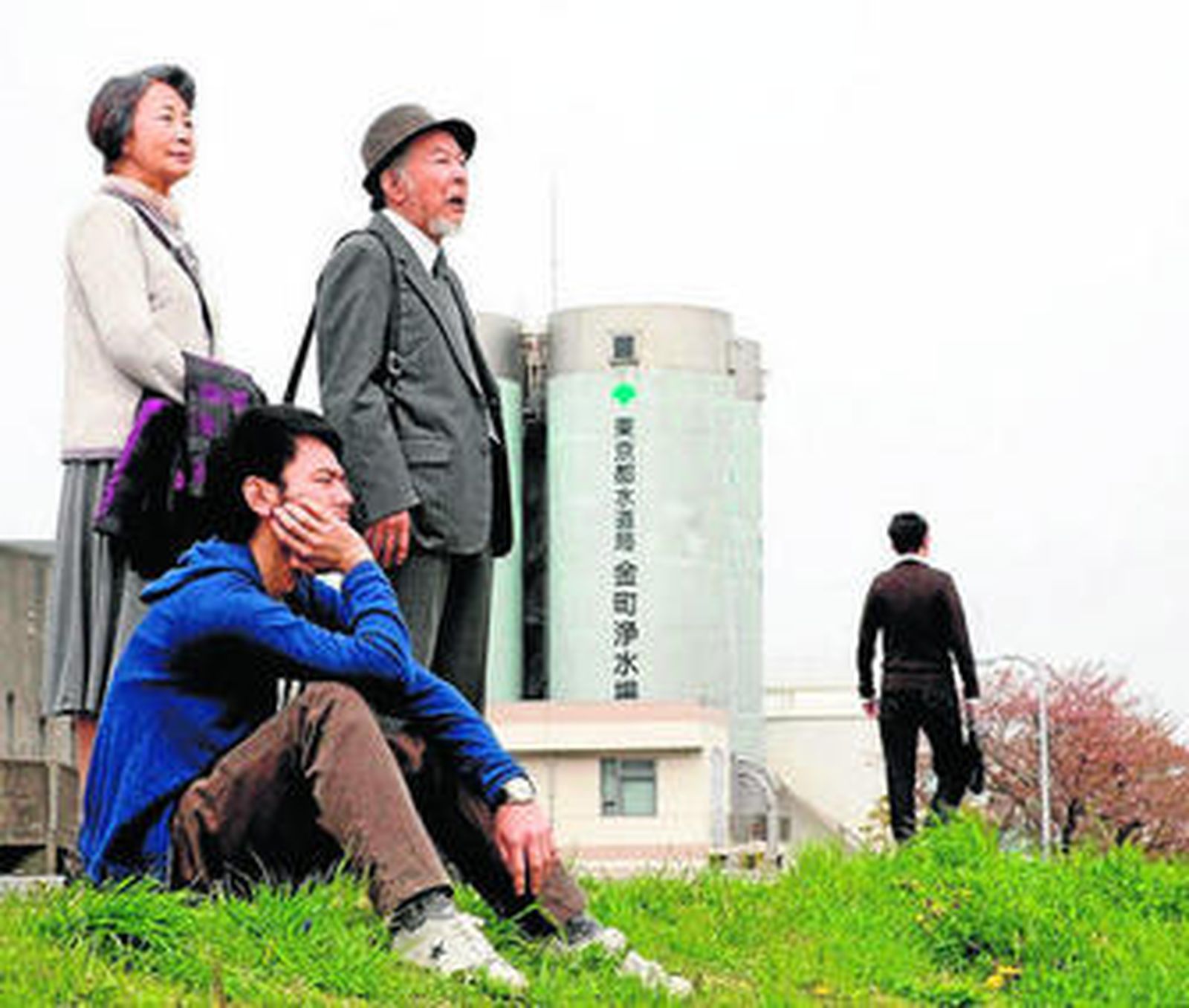 Yamada rinde un homenaje, desde la modestia, a su admirado Yasujiro Ozu en 'Una familia de Tokio'.