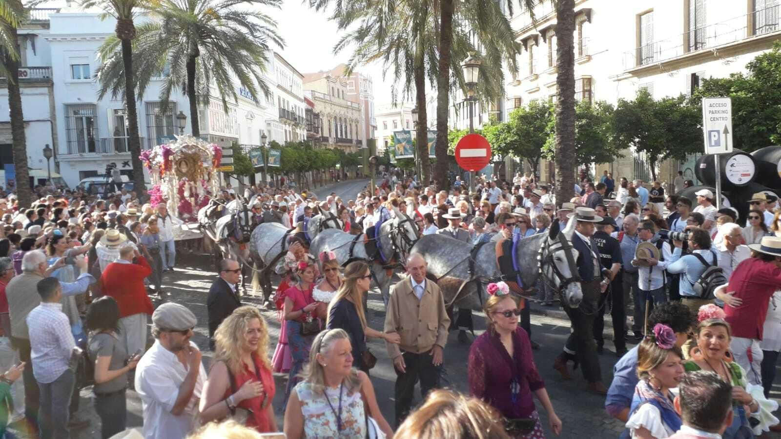 Las imágenes de la salida de la hermandad de Jerez al Rocío