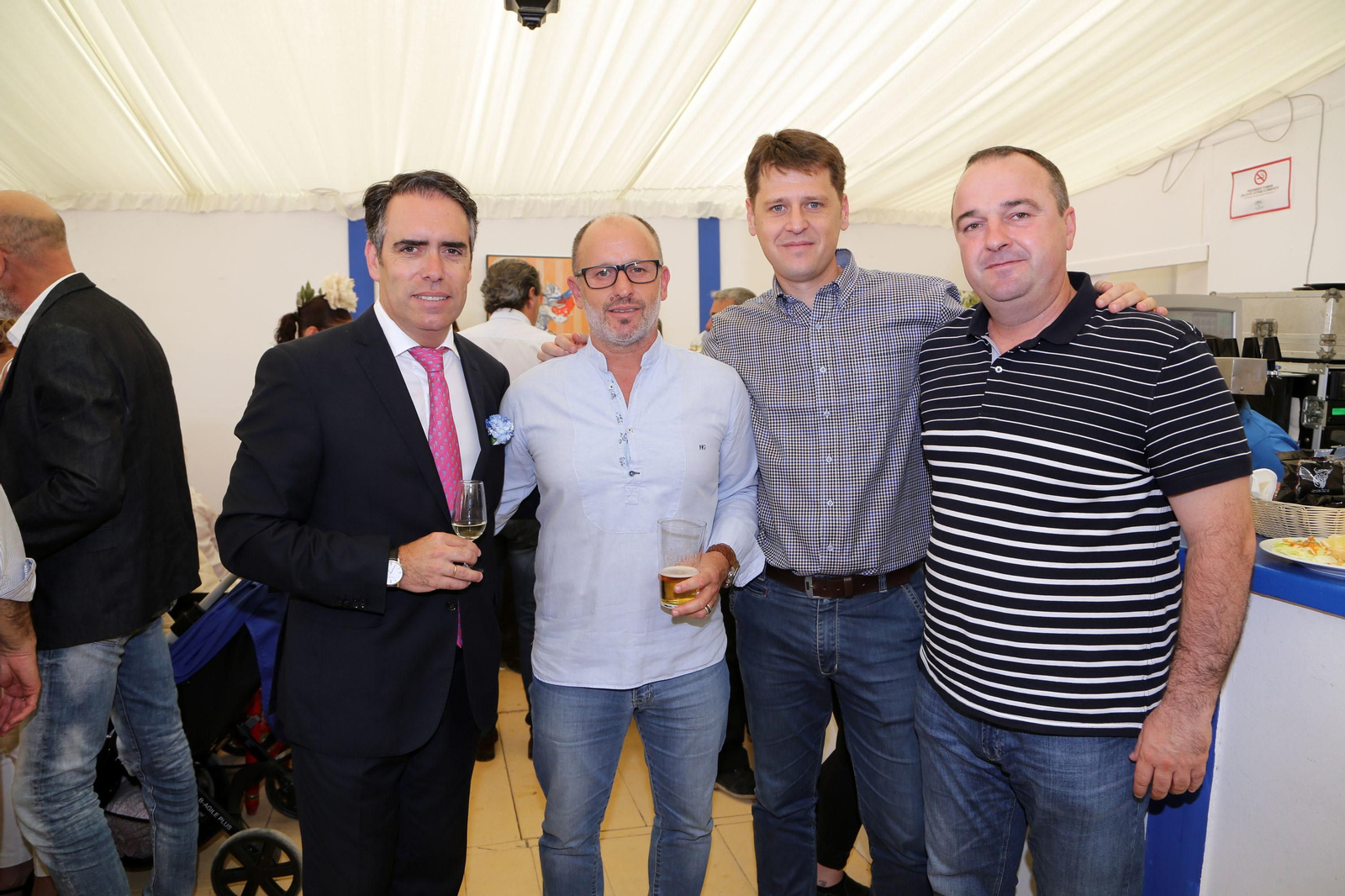 Juan Manuel Venega, Juan José Flor y David Sánchez, de las empresas Babyradio y Gestoflor, con Rafael Navas.