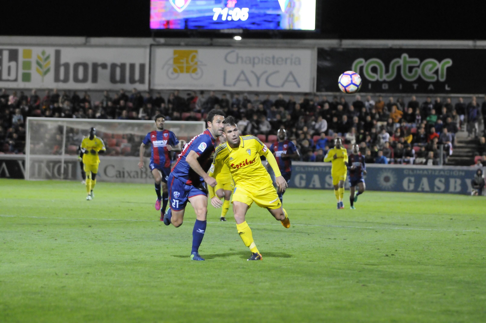 Las imágenes del Huesca-Cádiz