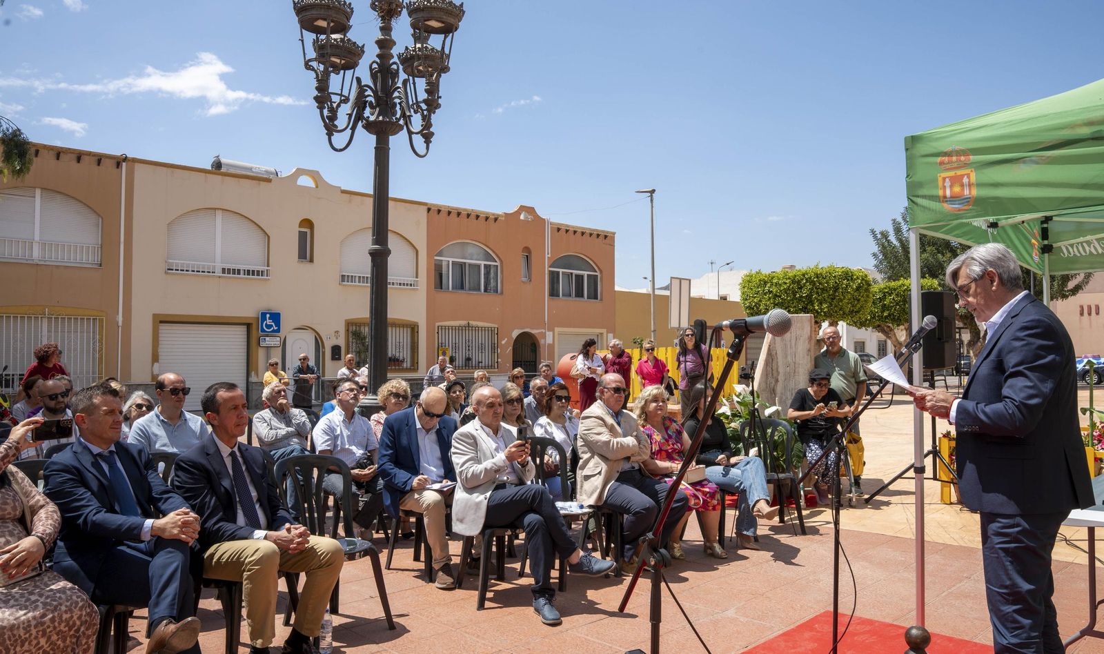 Las imágenes del homenaje a Juan Mañas, víctima del caso Almería