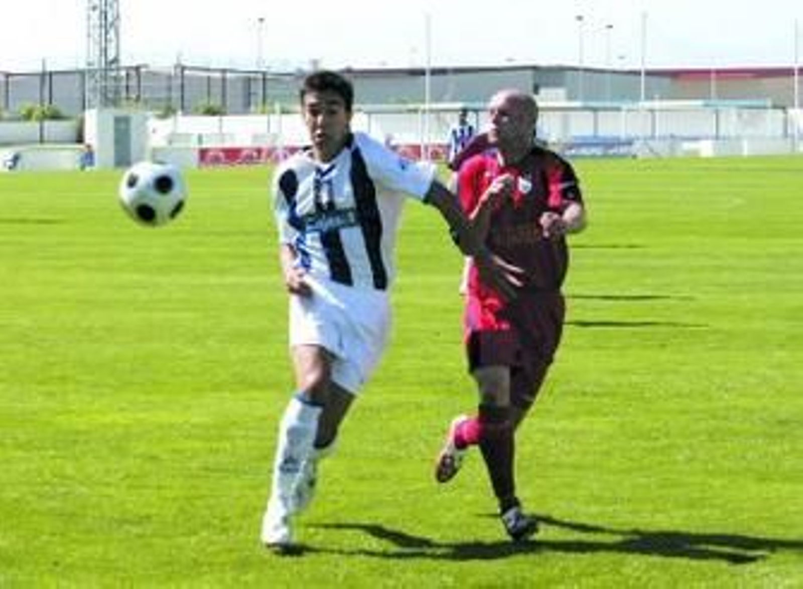 El Recre B pierde por sanción a Avelino, izquierda, para el domingo.