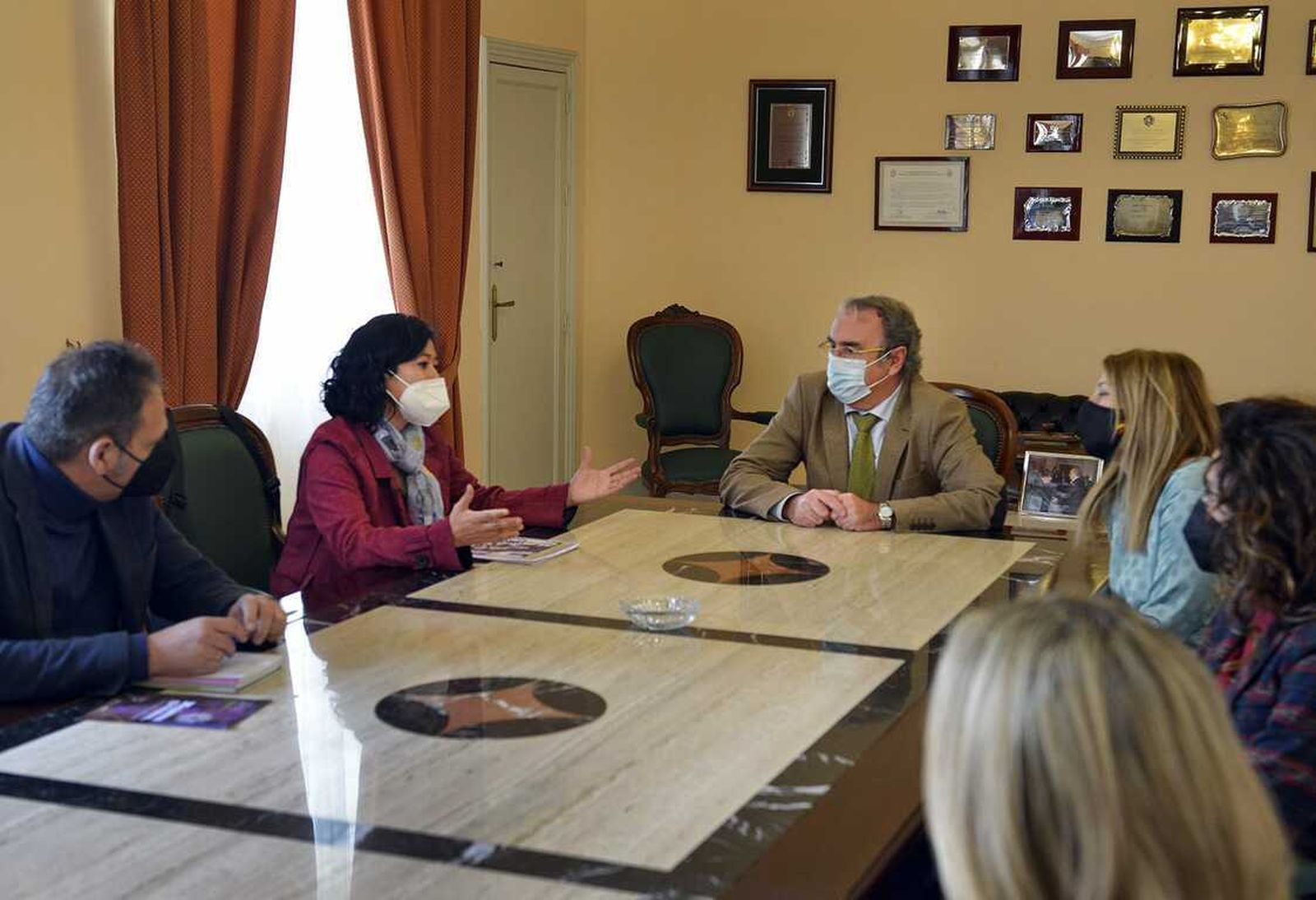 Ana Hérica Ramos, en la reunión con el Colegio de Abogados.