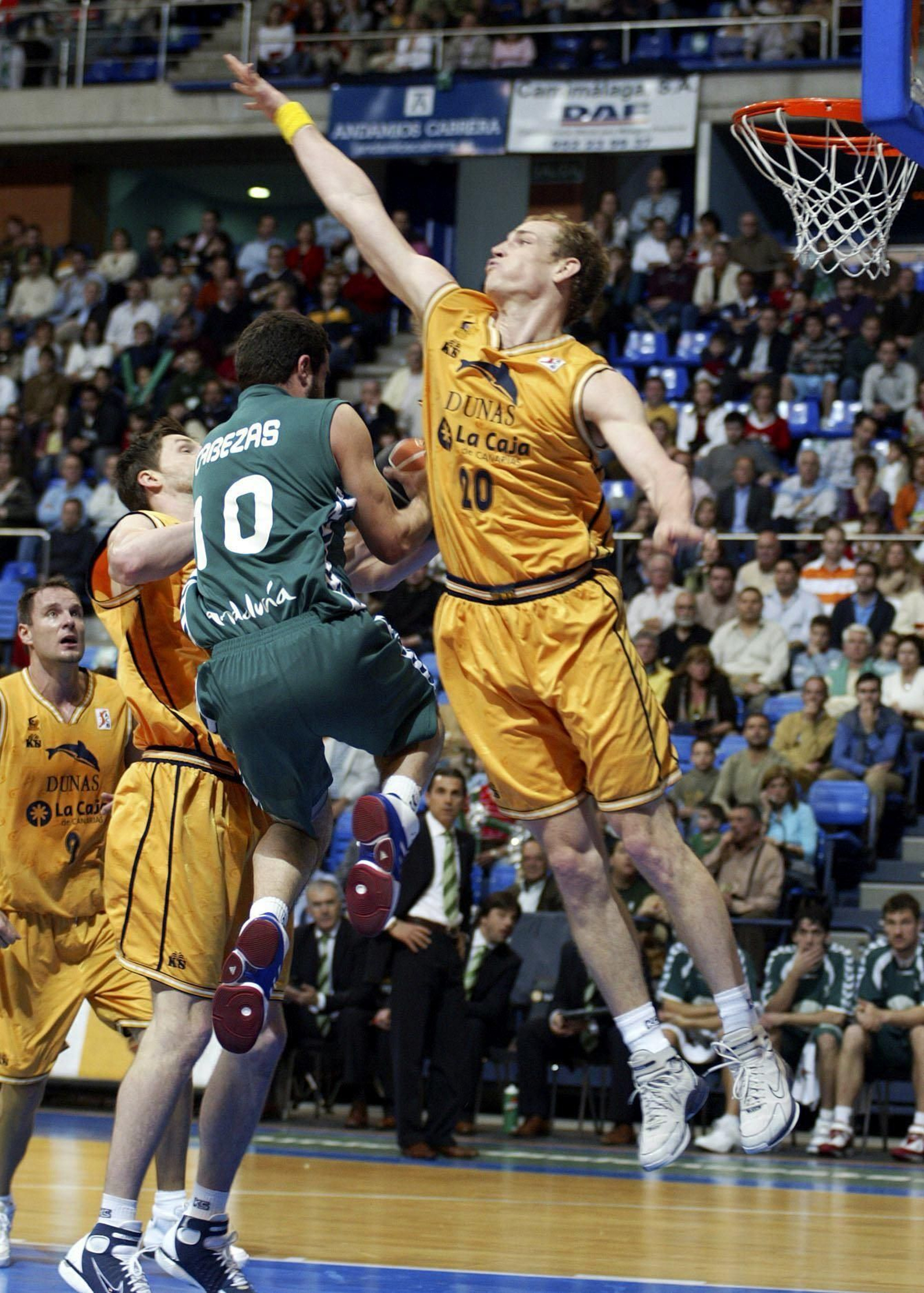 La carrera de Carlos Cabezas, en fotos