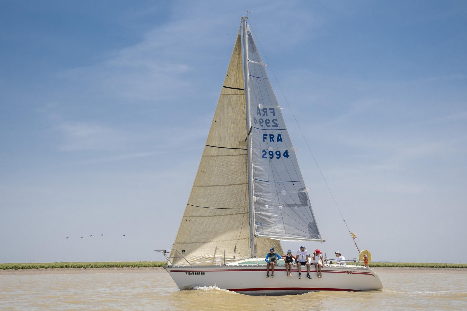 Las espectaculares fotos del Ascenso a Vela del Guadalquivir