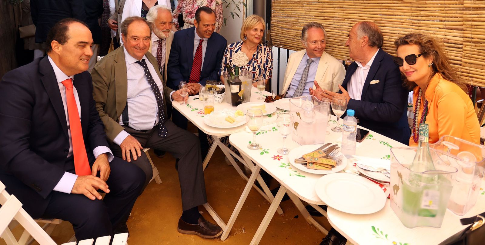 María José García-Pelayo y José Ignacio Landaluce, junto al presidente del Grupo Joly.