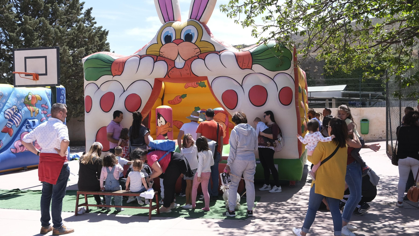 Imágenes de los juegos infantiles en las Fiestas de Abla