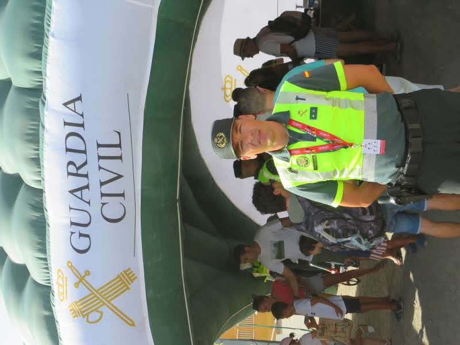 Garantes de la seguridad de los ciclistas de la Vuelta a España