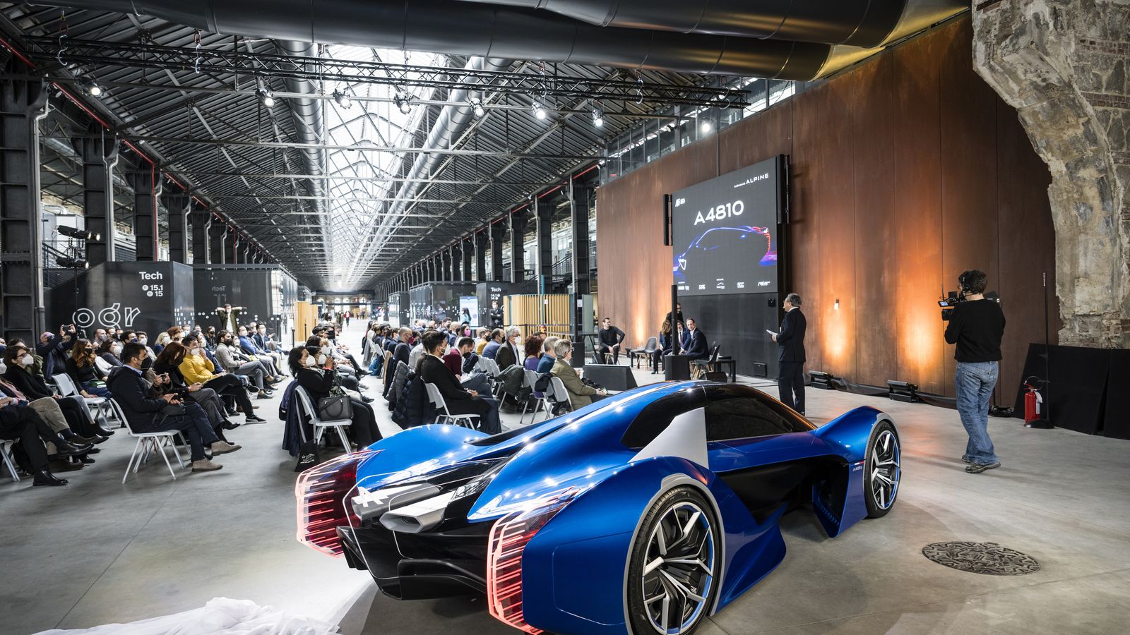 El A4810 se creó, inicialmente, como coche de demostración de cara al salón de Ginebra.