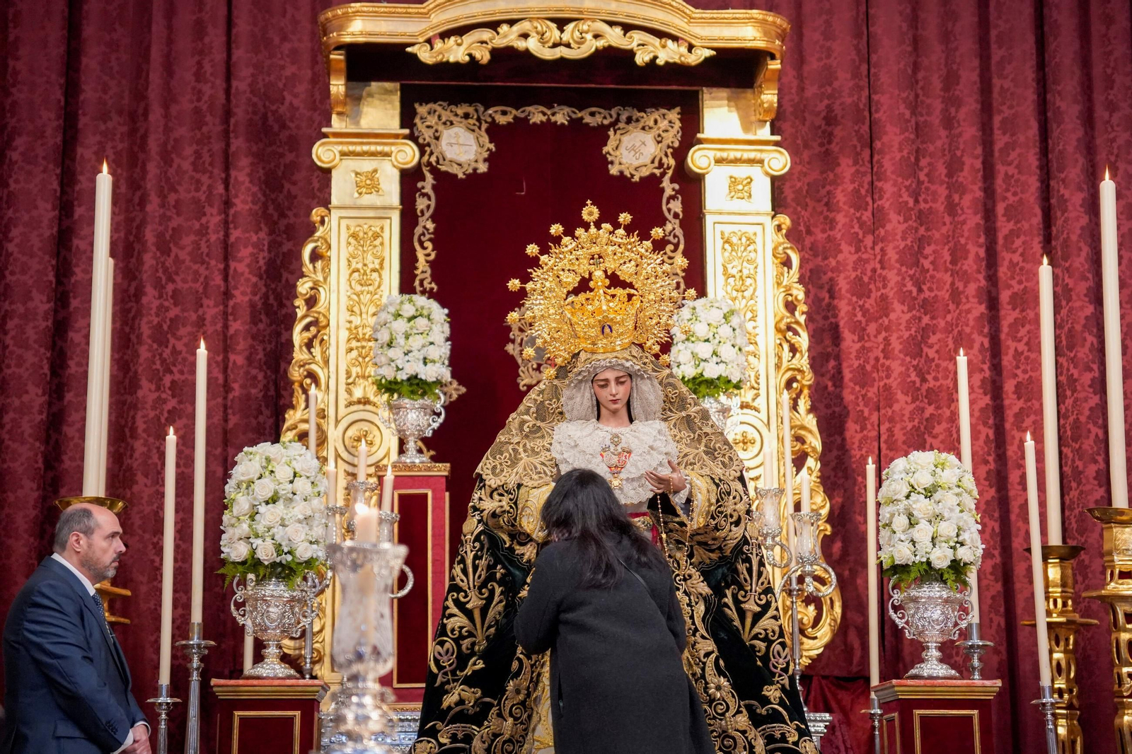 Besamanos de la Virgen de Gracia y Esperanza