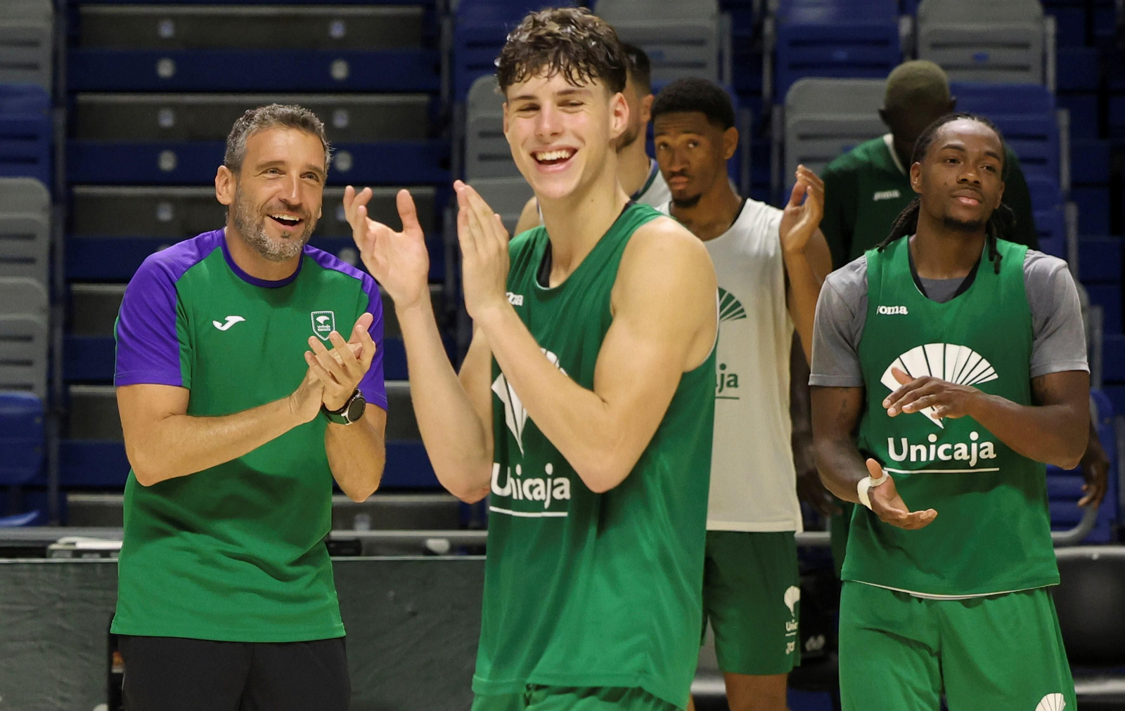 El Unicaja trabaja antes de ir a Murcia