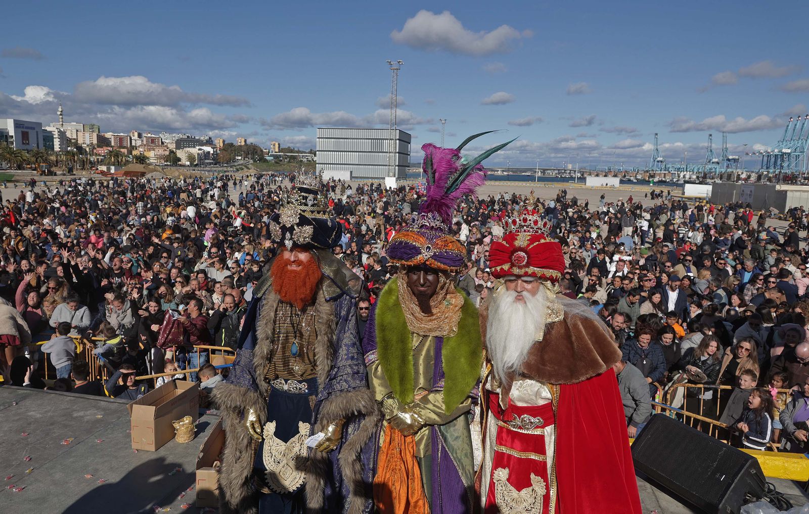 Fotos del arrastre de latas en Algeciras