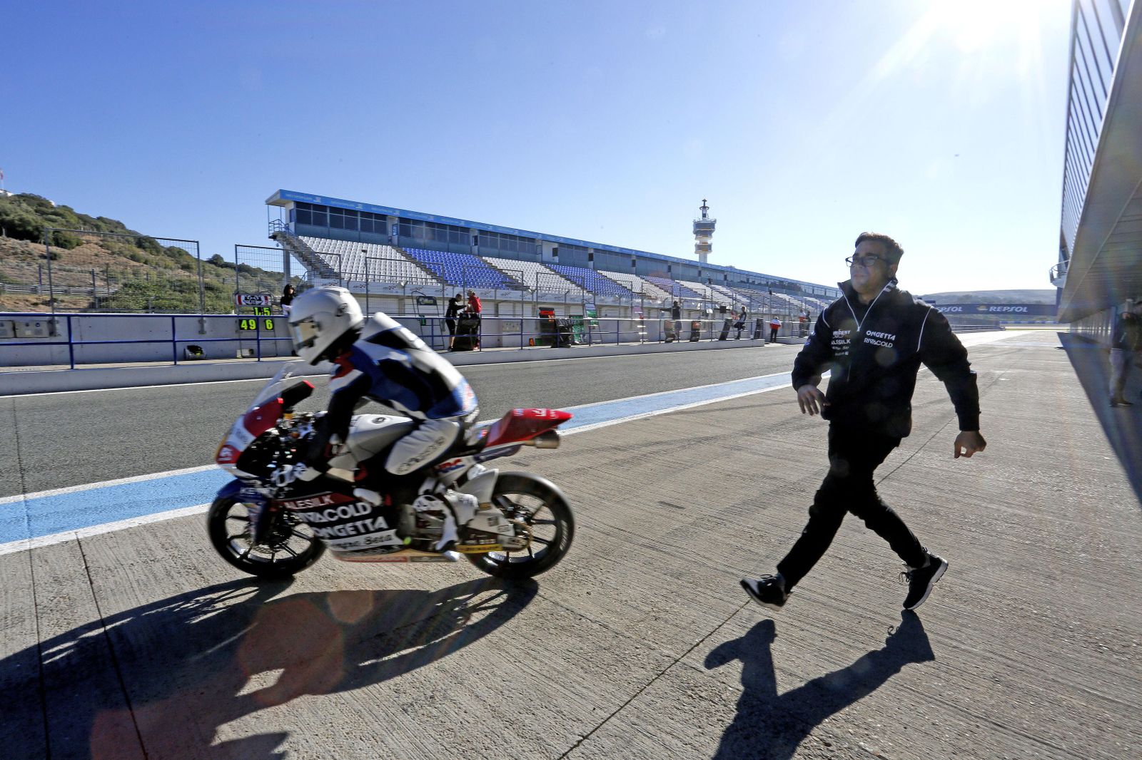 Entrenamientos de Moto2 y Moto3 en el Circuito de Jerez