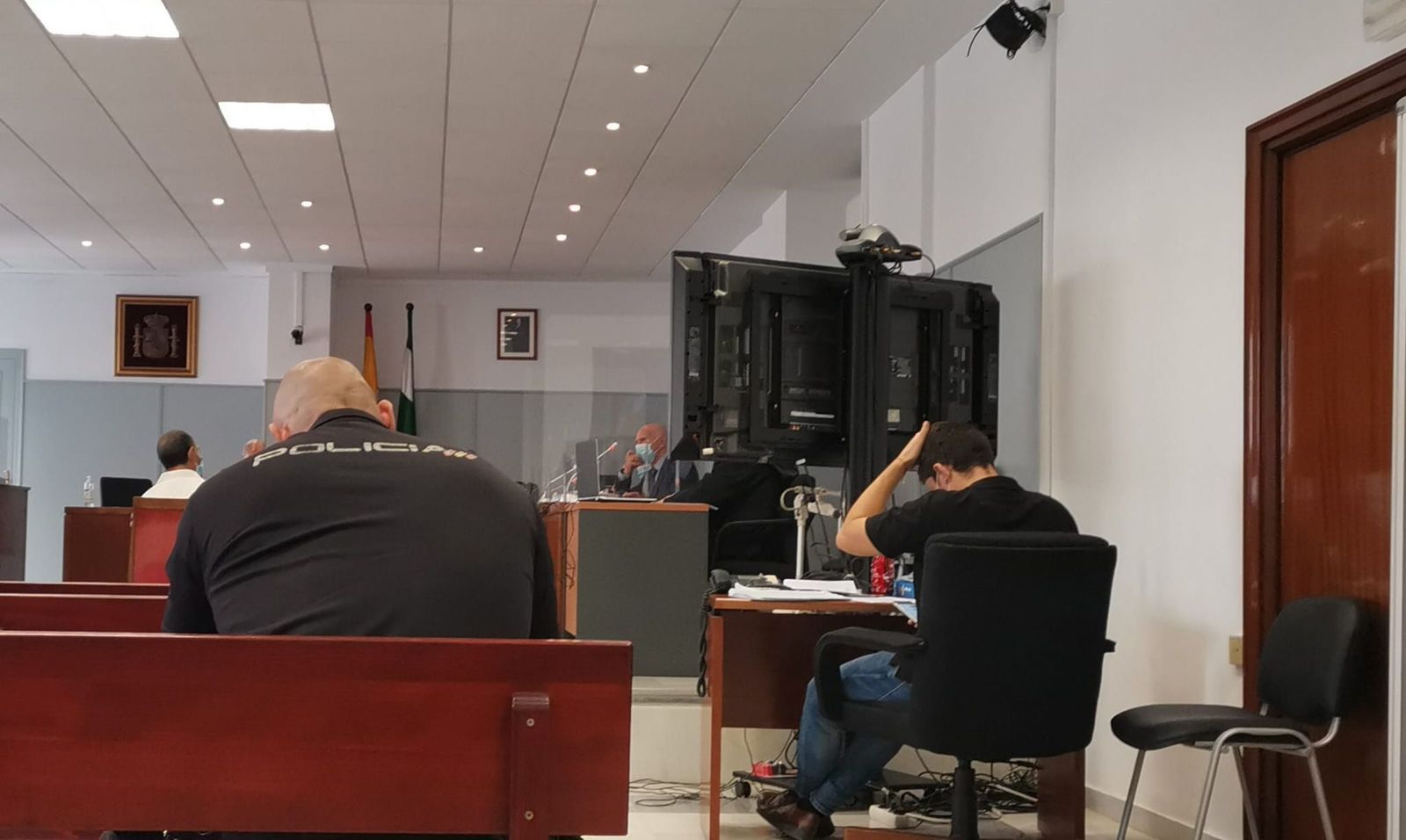 Los acusados de matar a un hombre a pedradas se achacan entre sí el crimen por motivos diferentes