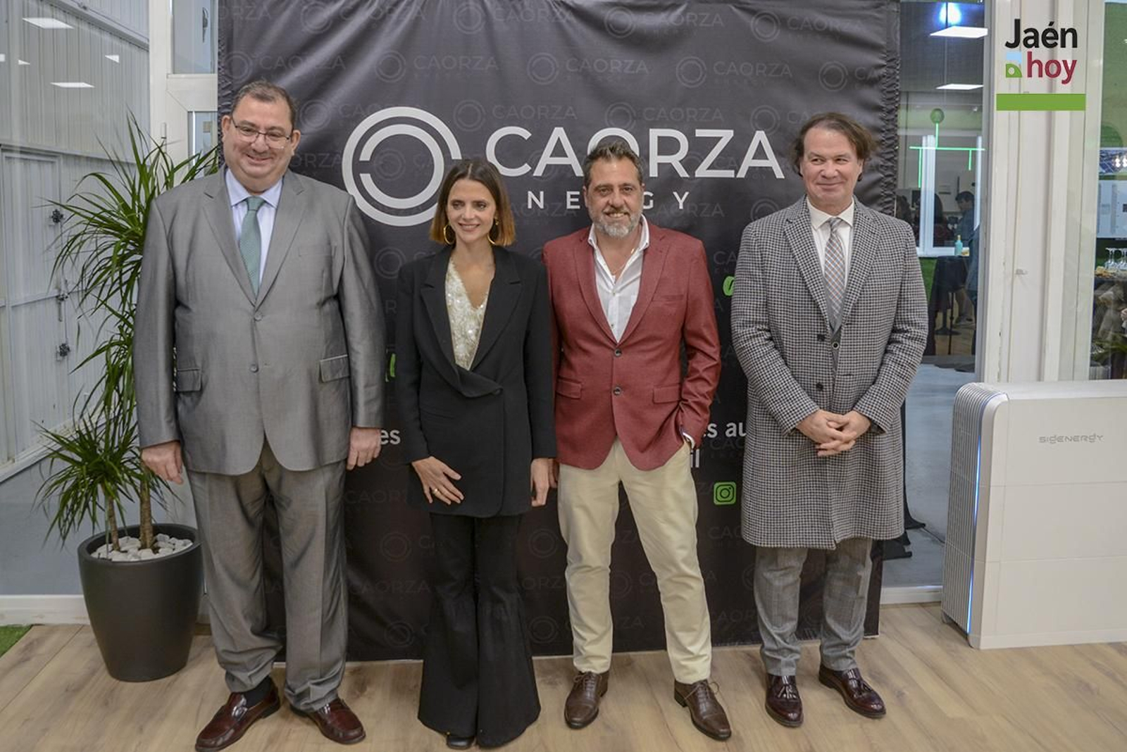 Inauguración de las instalaciones de la empresa Caorza Energy.
