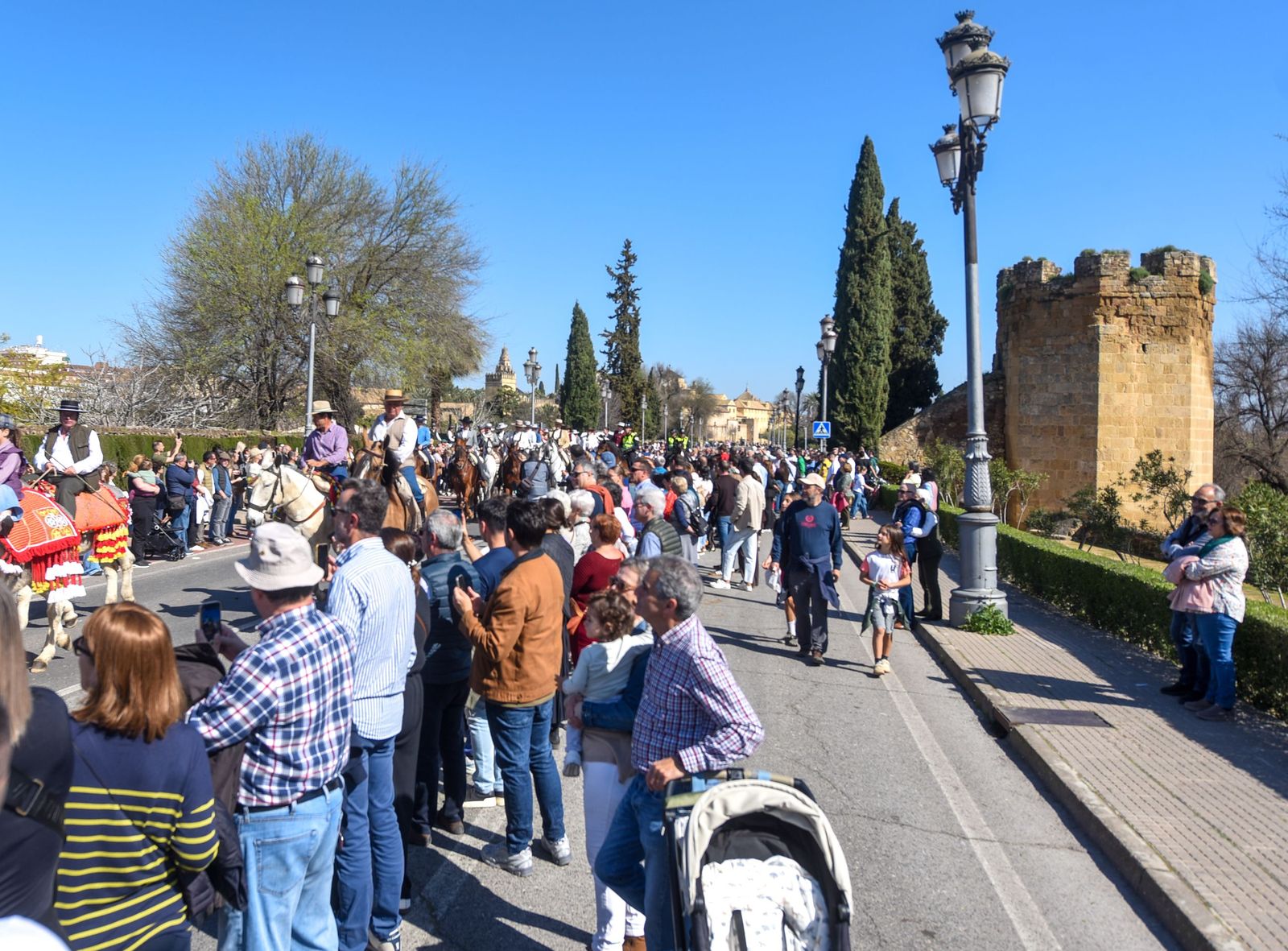 Las mejores imágenes de la Marcha Hípica Córdoba a Caballo del 28F de 2026