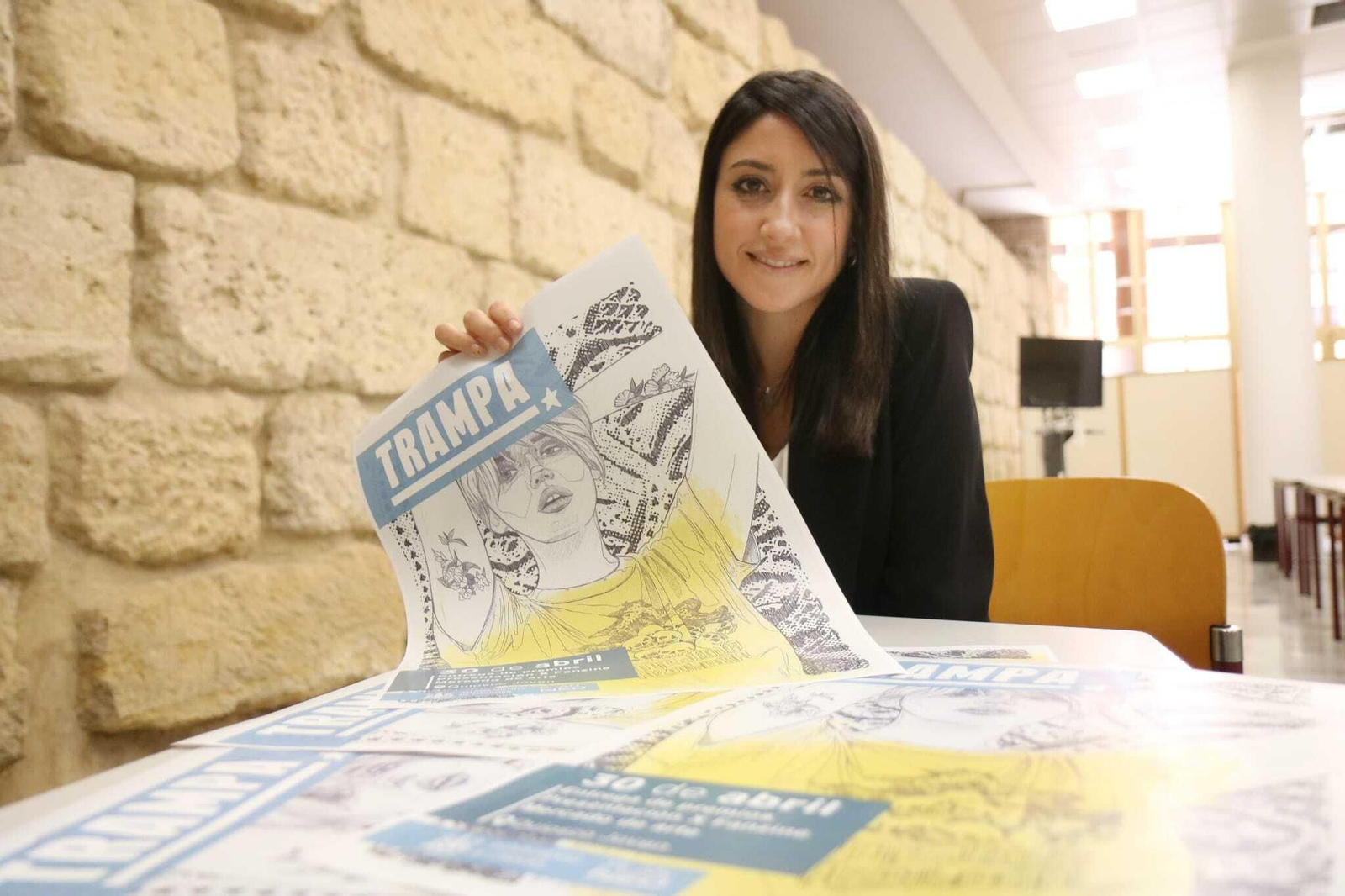 Presentación del  X Certamen de Historieta, Caricatura e Ilustración de 2022 con la delegada de Juventud, Cintia Bustos.