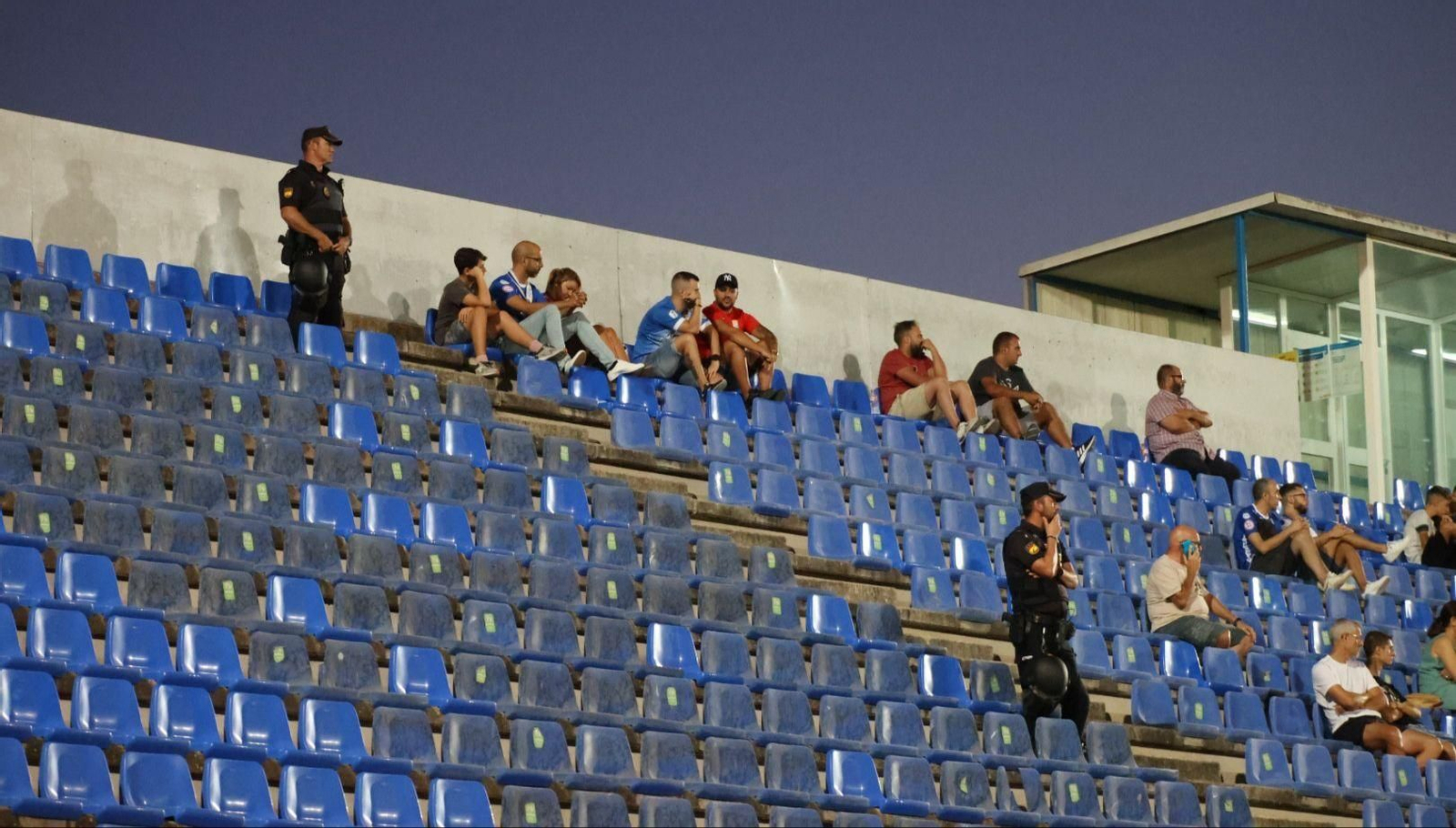 Imágenes del Trofeo Feria de la Vendimia entre el Xerez CD y Marbella