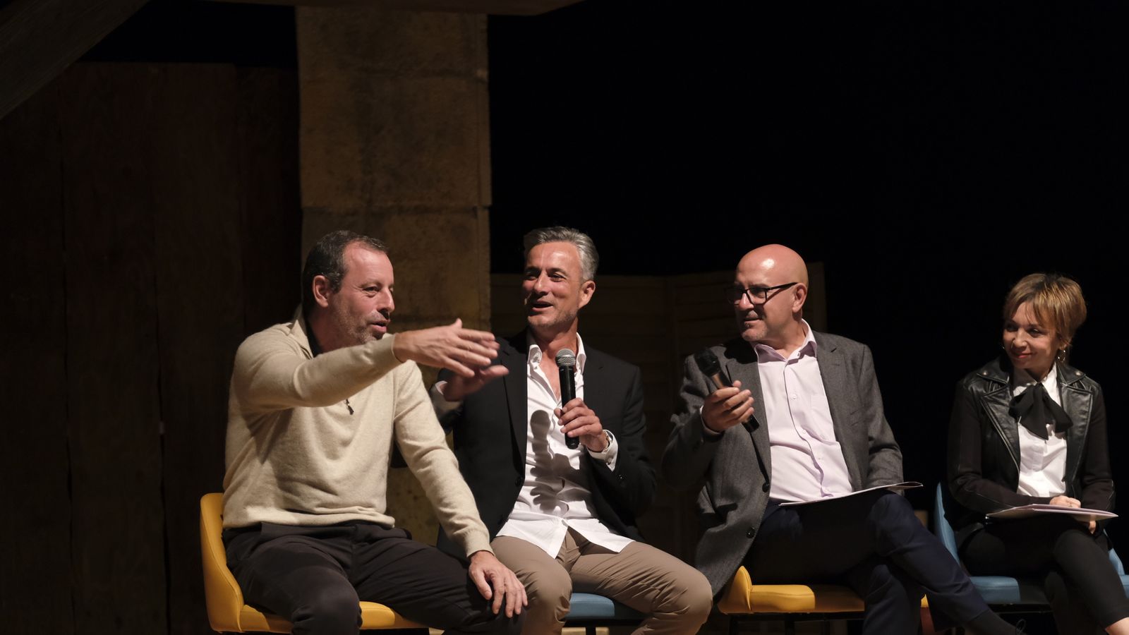 Sandro Rosell, Amós Milton, Antonio Lao y María del Mar Ruiz durante la presentación de ‘Mar de tierra’.