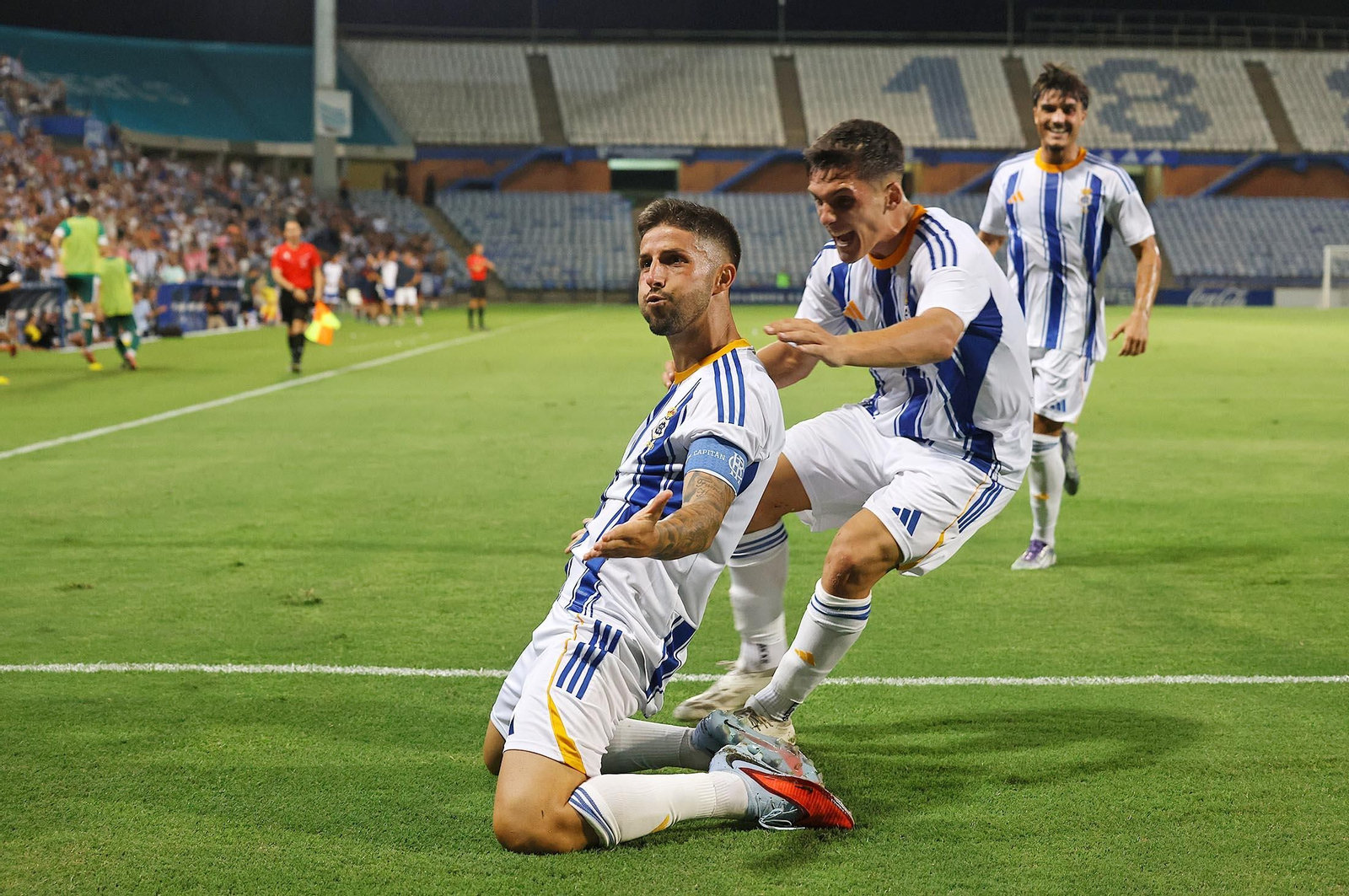 Las mejores imágenes del Trofeo Colombino con el Recreativo de Huelva, Zamora y Cacereño