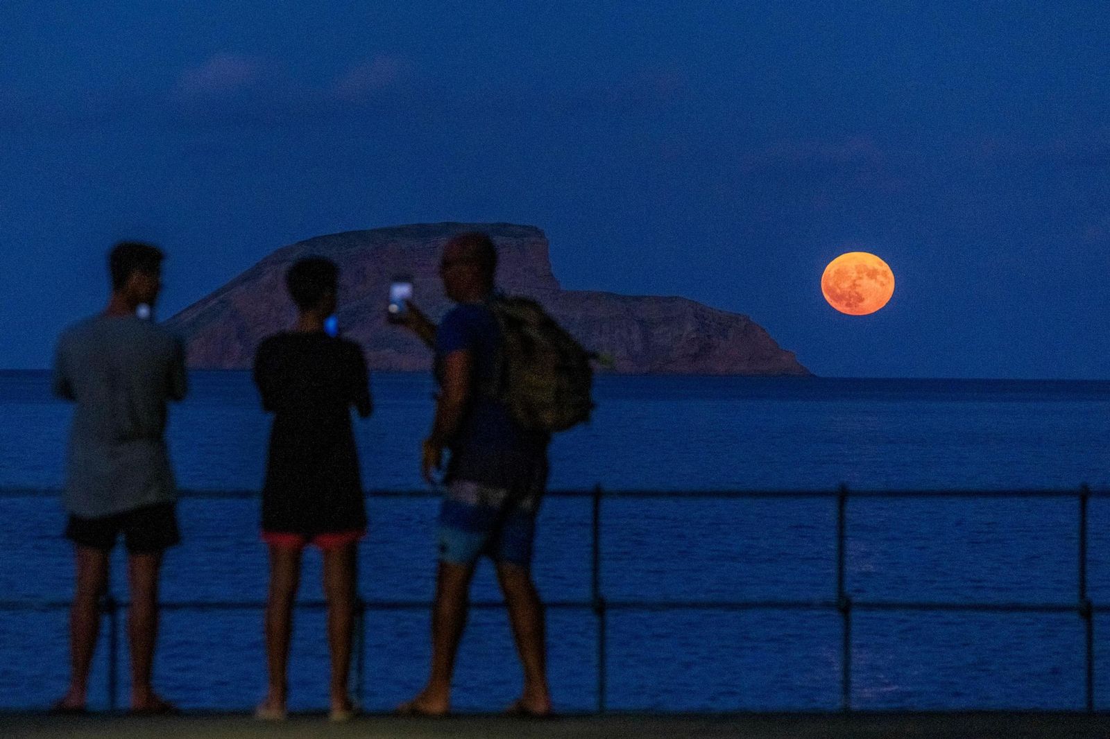 La Superluna azul captada en diferentes partes del planeta: un disfrute visual de la Luna del Esturión
