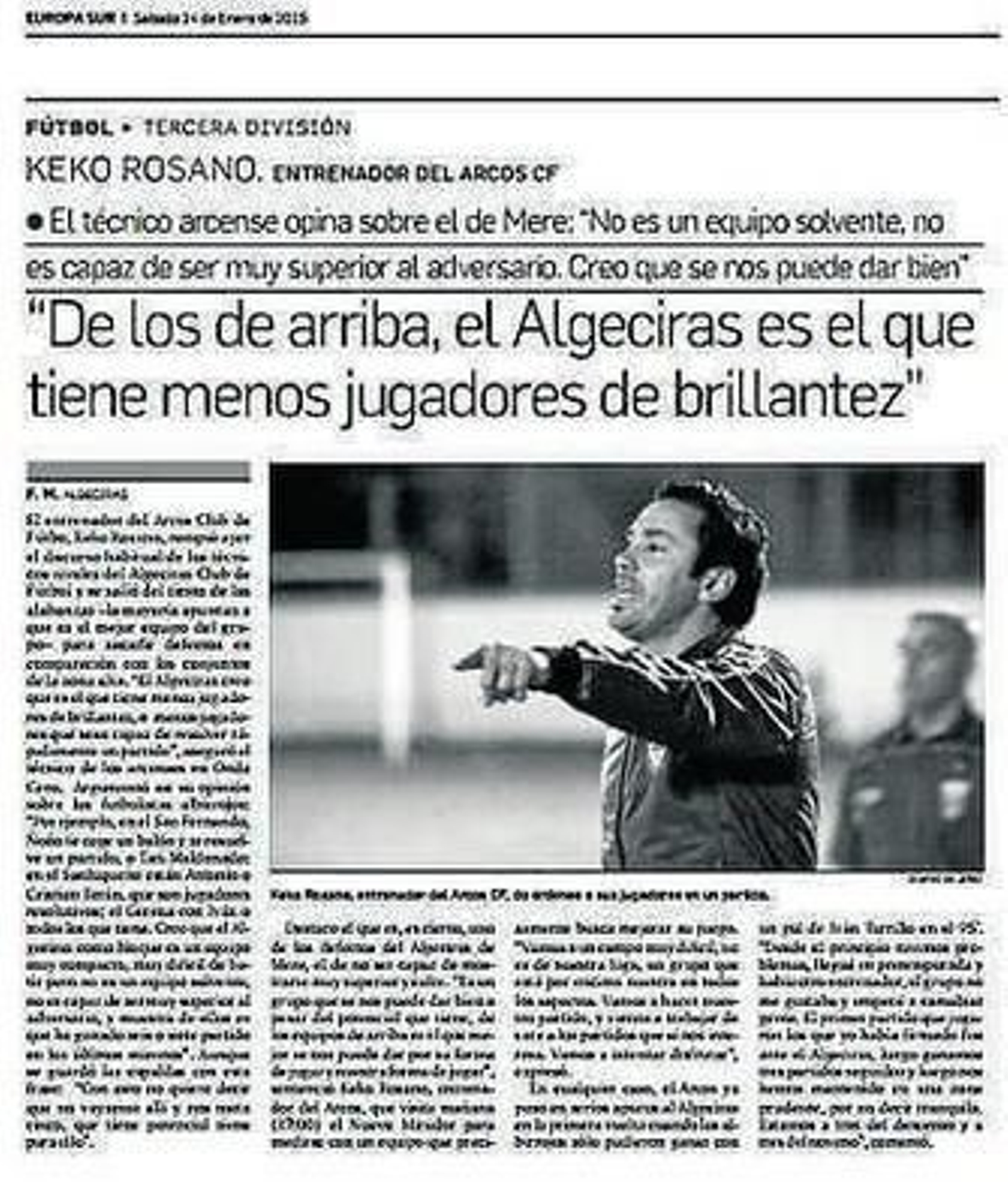 Mere cuelga en el vestuario una página de	'Europa Sur' para motivar a los jugadores