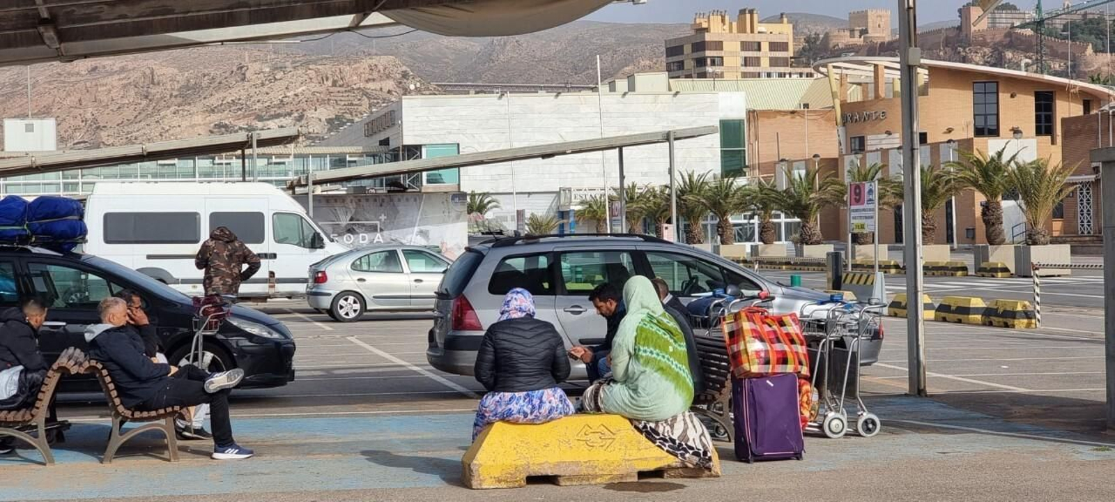 El primer ferri tiene prevista su salida desde Almería la noche de este miércoles