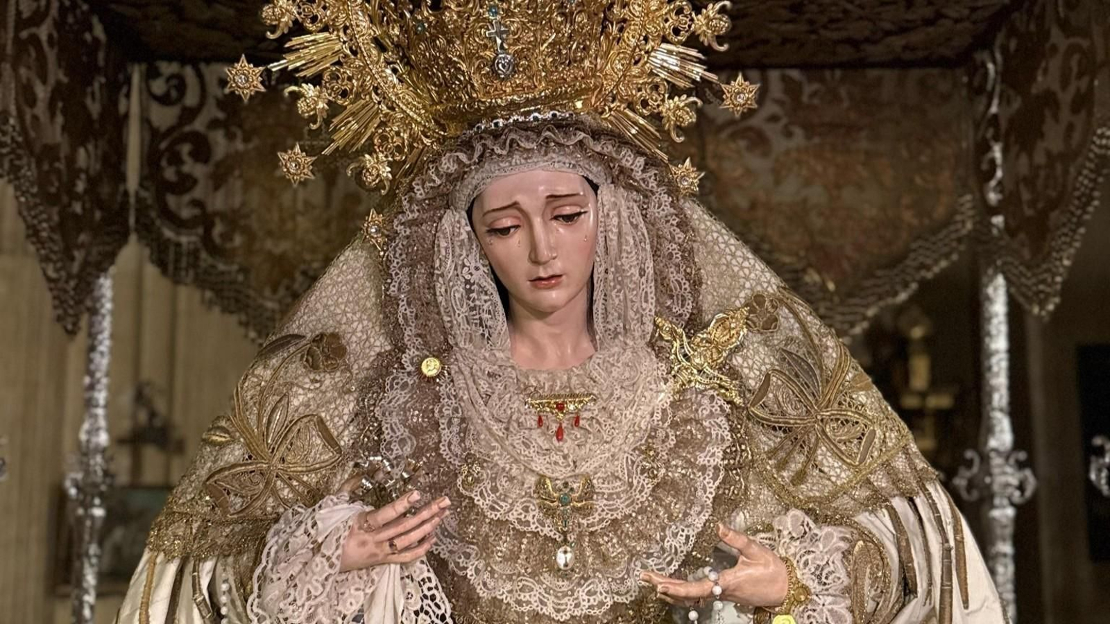 Fotogalería ‘Granada bajo palio’ 2025: María Santísima de la Encarnación