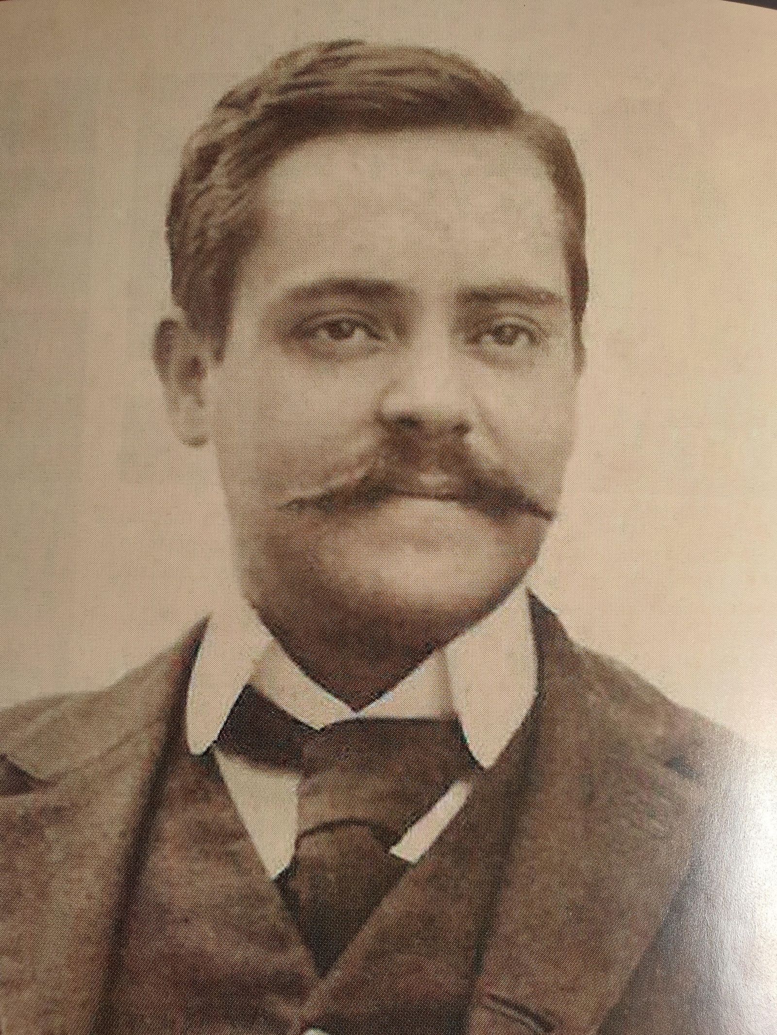 Bernabé Fernández, boticario granadino inventor del Ceregumil.