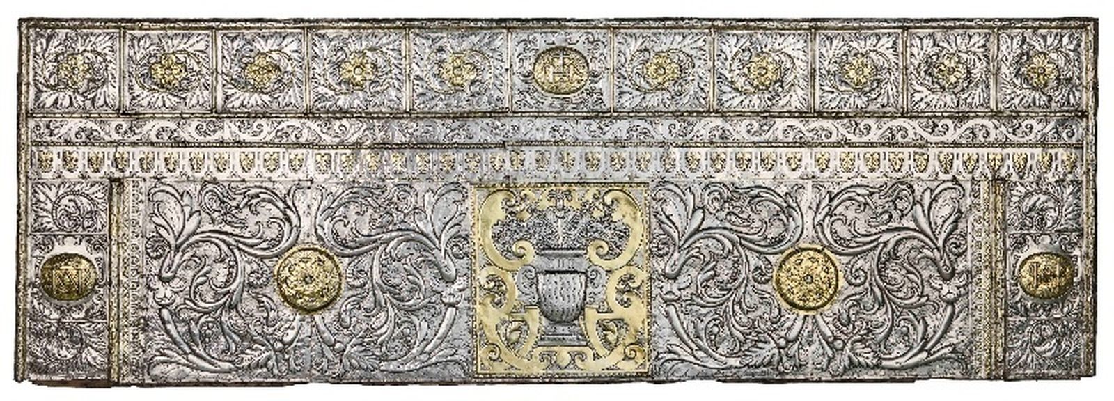 1. Palomar para 32.000 nidos en La Redondela, construido en el XVIII con la aportación del ayamontino Manuel Rivero González El Pintao. 2. El primer conde de Regla, el corteganense Pedro Romero de Terreros, el hombre más rico del mundo en el siglo XVIII. 3. La diputada de Cultura, Lourdes Garrido, acompañada por los historiadores y comisarios de la exposición itinerante Indianos de Huelva, José Luis Gozálvez y Manuel Barroso, en su presentación de ayer. 4. Frontal de plata americana del altar de la ermita de la Virgen de los Remedios, en Villarrasa, donada por Pedro Ximénez Delgado en 1675. 5. La inacabada iglesia de Castaño del Robledo, encargada por un indiano.