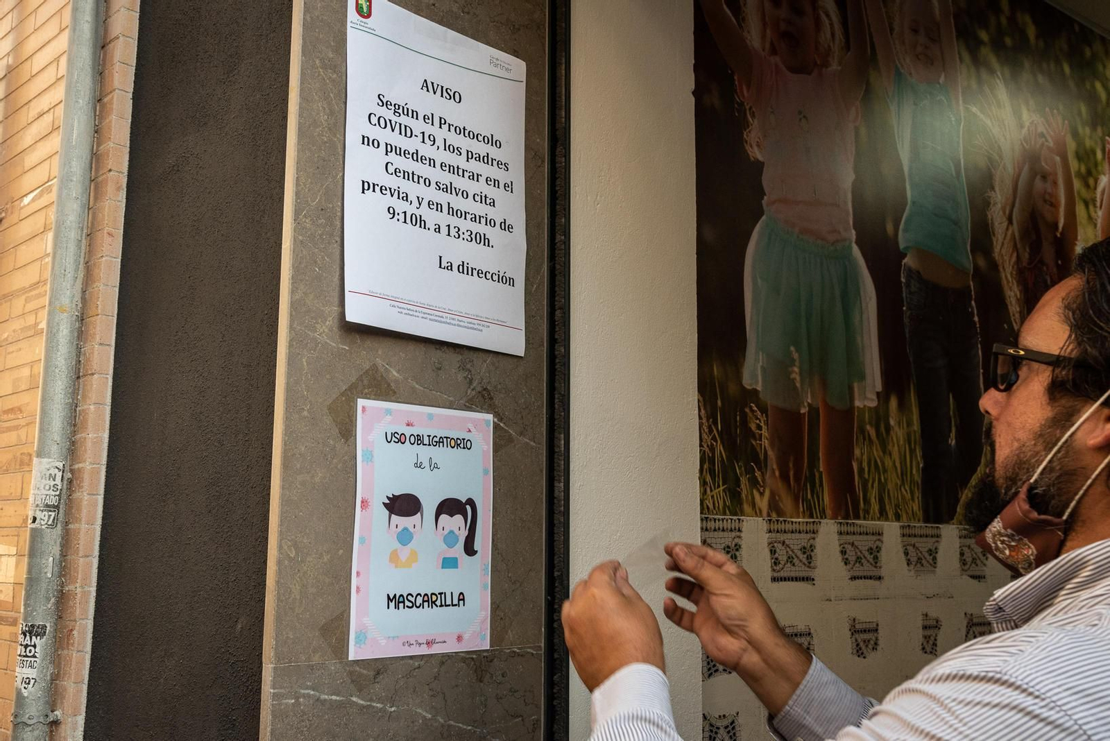 Las mascarillas se mantienen obligatorias a partir de los seis años.