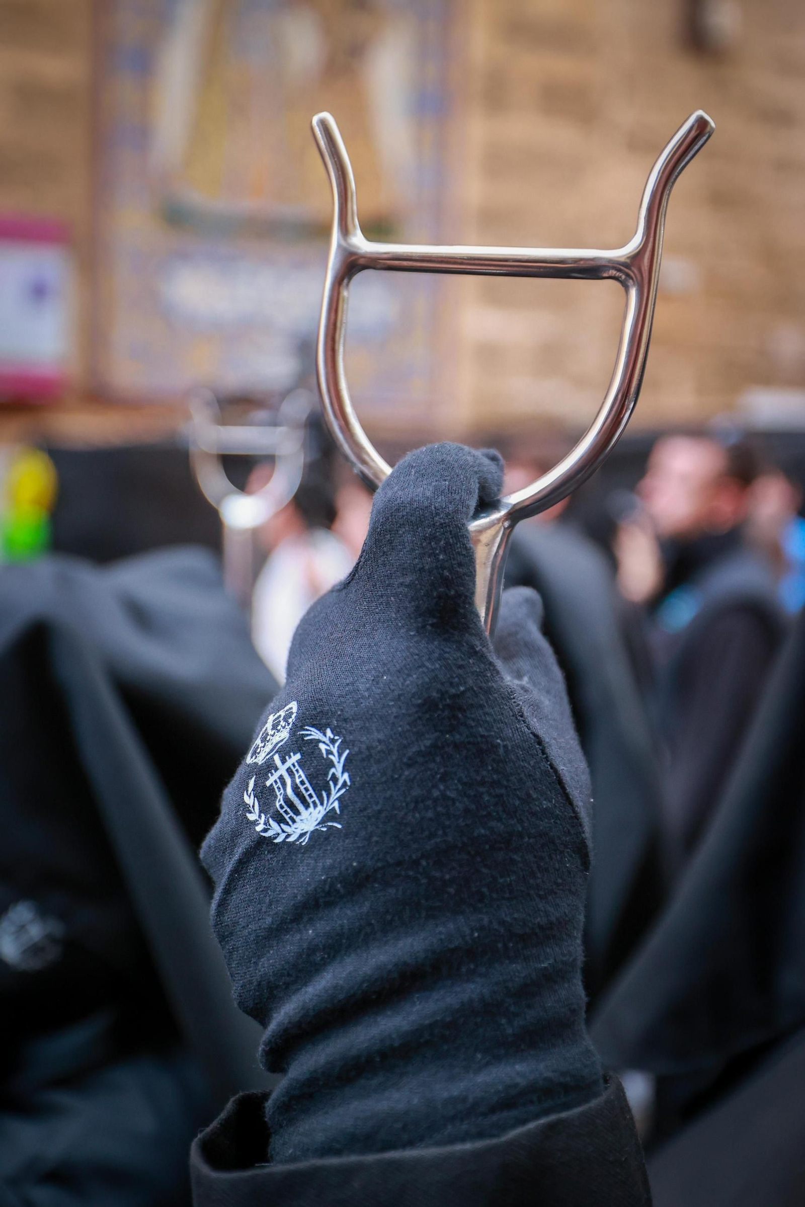 Imágenes de la salida de Descendimiento en la Semana Santa de Cádiz 2025