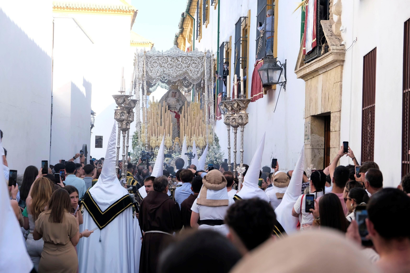 Miércoles Santo en Córdoba: la procesión de La Paz en imágenes