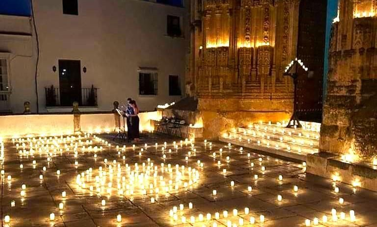 Noche de velas en Arcos
