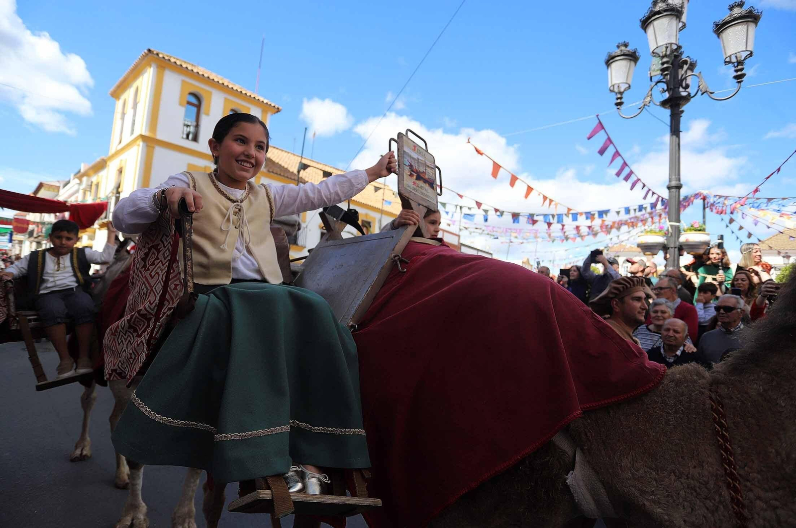 Imágenes del gran ambiente en la Feria Medieval de Palos de la Frontera, Huelva
