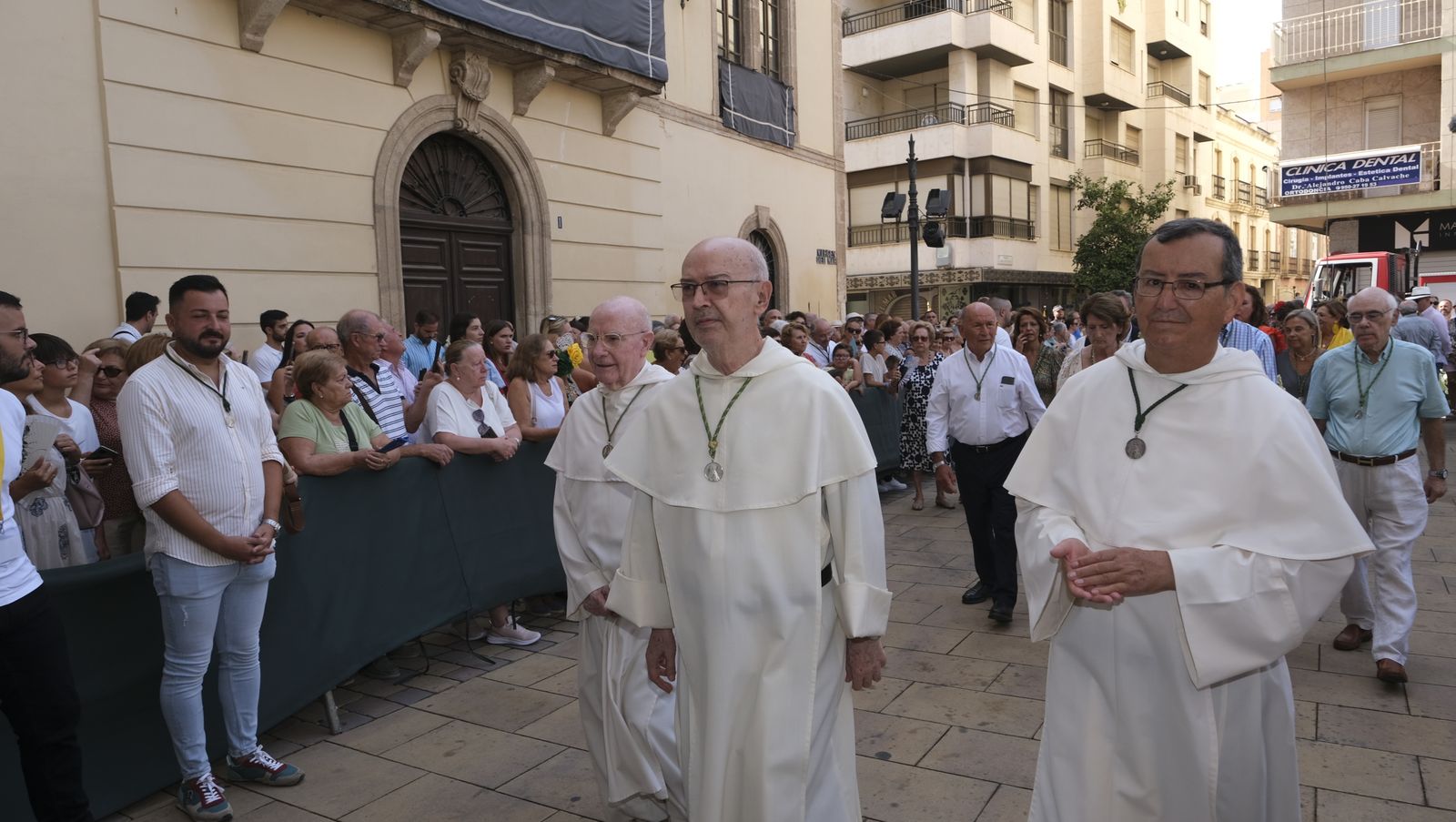 La ofrenda a la Virgen del Mar en imágenes