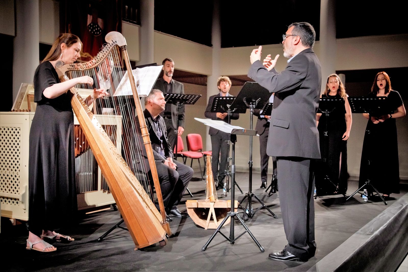 Los Afectos Diversos durante el concierto de clausura del Festival ‘Mare Musicum’ en Roquetas de Mar.