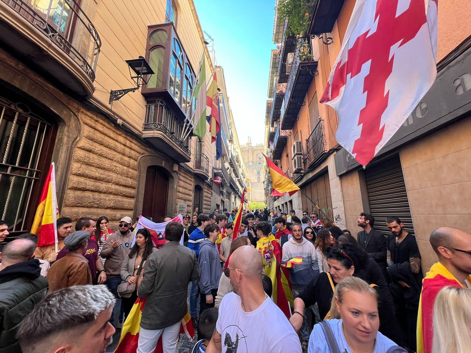 En imágenes: así ha sido la manifestación contra la amnistía en Jaén