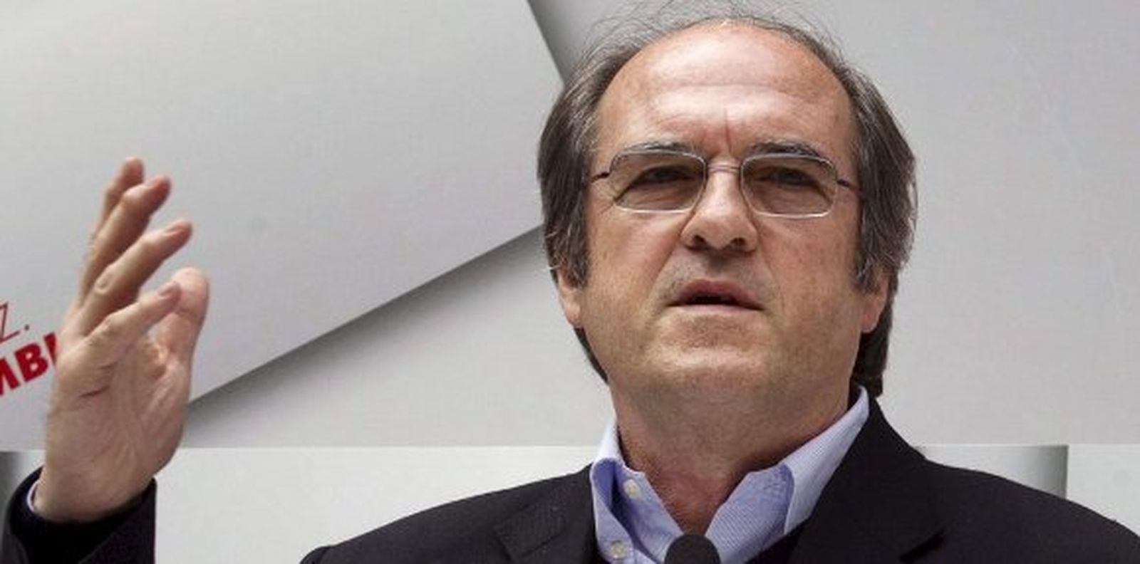 Gabilondo será candidato si lo pide la militancia: "Si me miran, afronto el desafío"