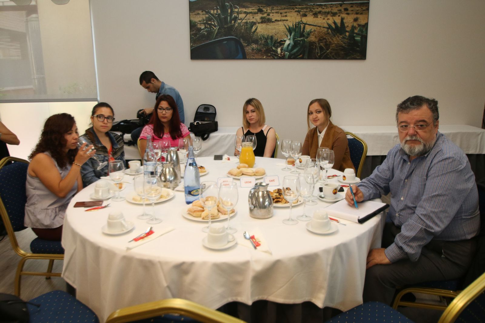 Las imágenes del Foro con el presidente de CEHAT