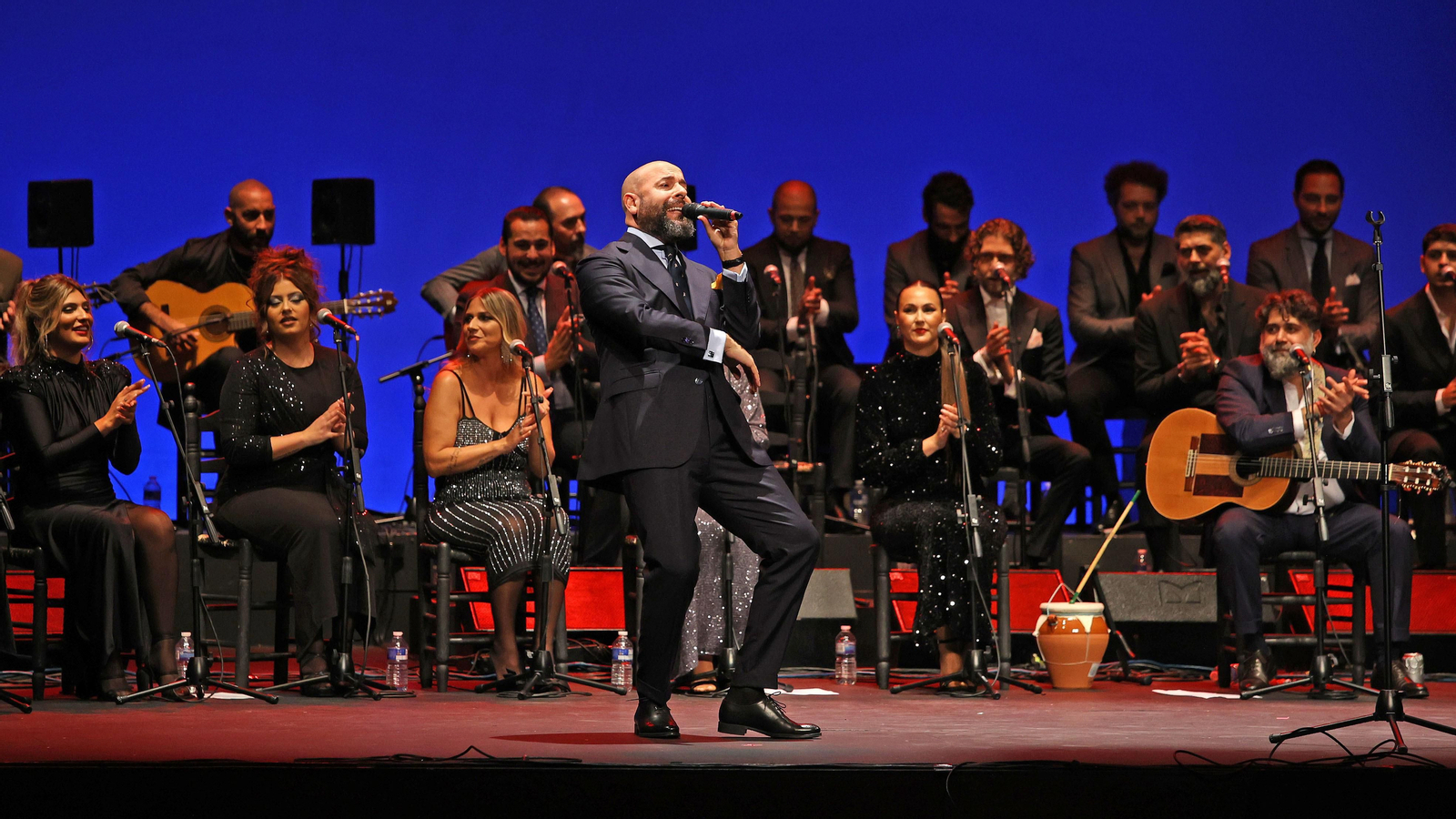 Zambomba de Luis de Perikín en el Teatro Villamarta de Jerez