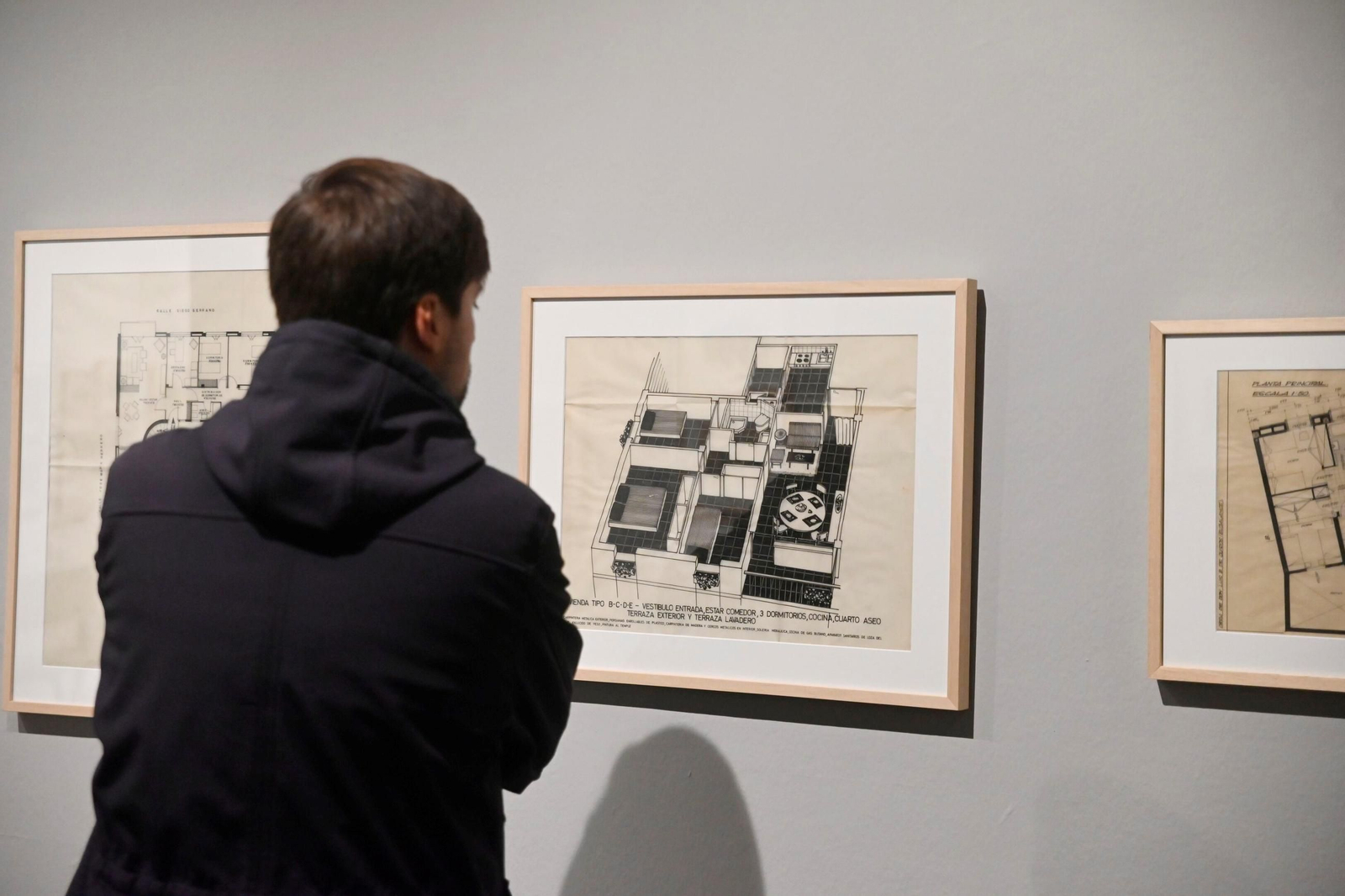 La exposición 'Arquitecto para la sociedad. Obra privada de Rafael de La-Hoz Arderius', en imágenes