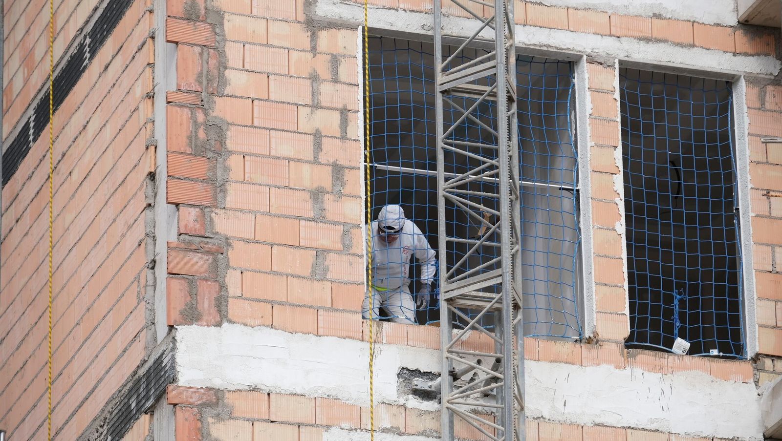 Edificios en construcción en Almería.