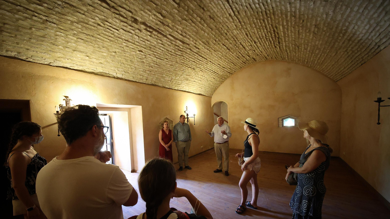 Así es por dentro y por fuera la Torre de Ponce de León en el Alcázar de Jerez